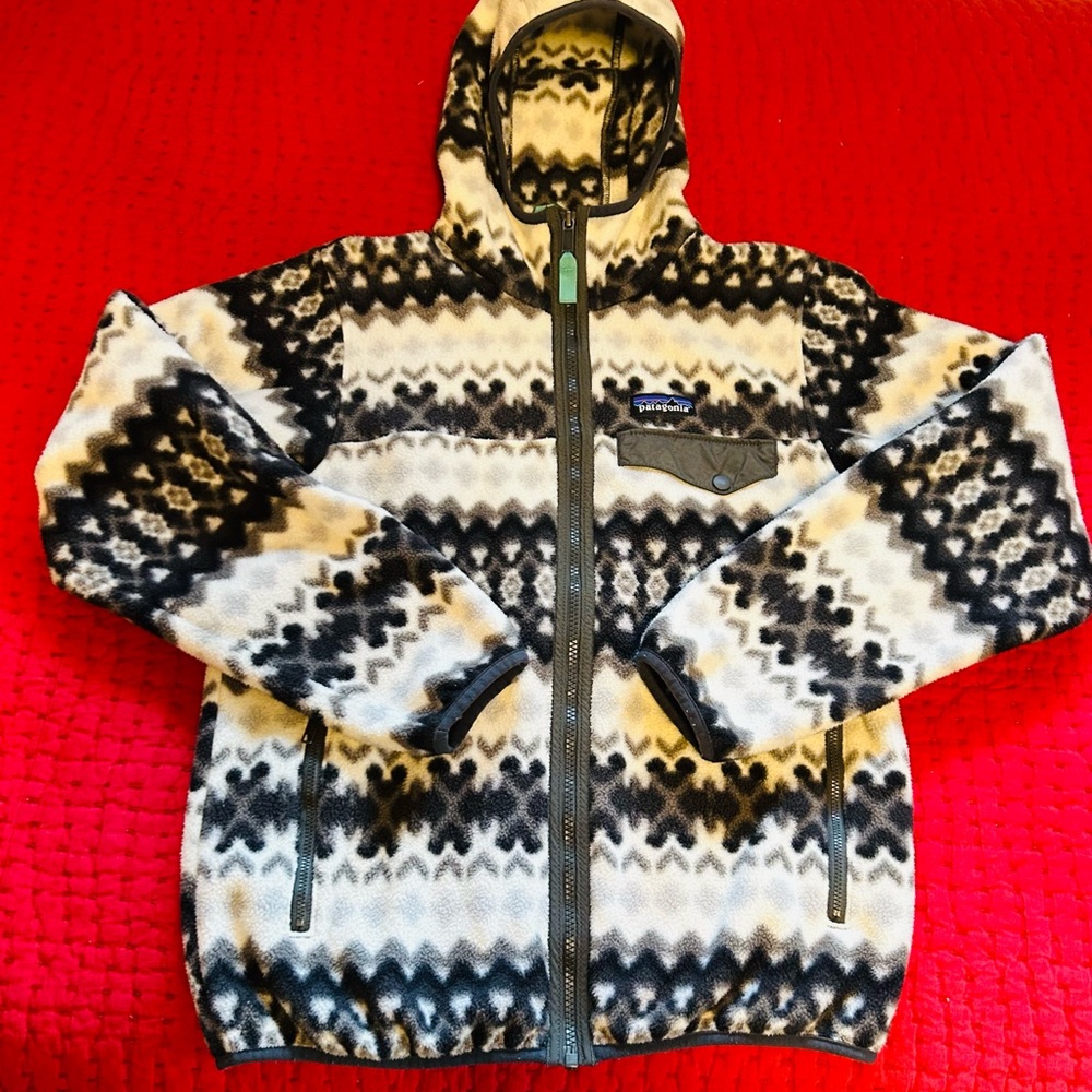 Patagonia Hooded Synchilla Jacket Full Zip woman’s medium fleece Nordic pattern